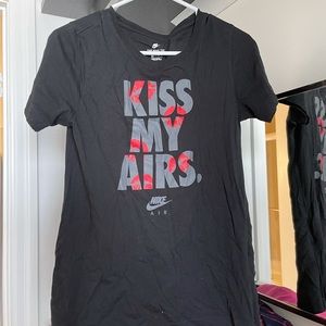 NIKE T-shirt